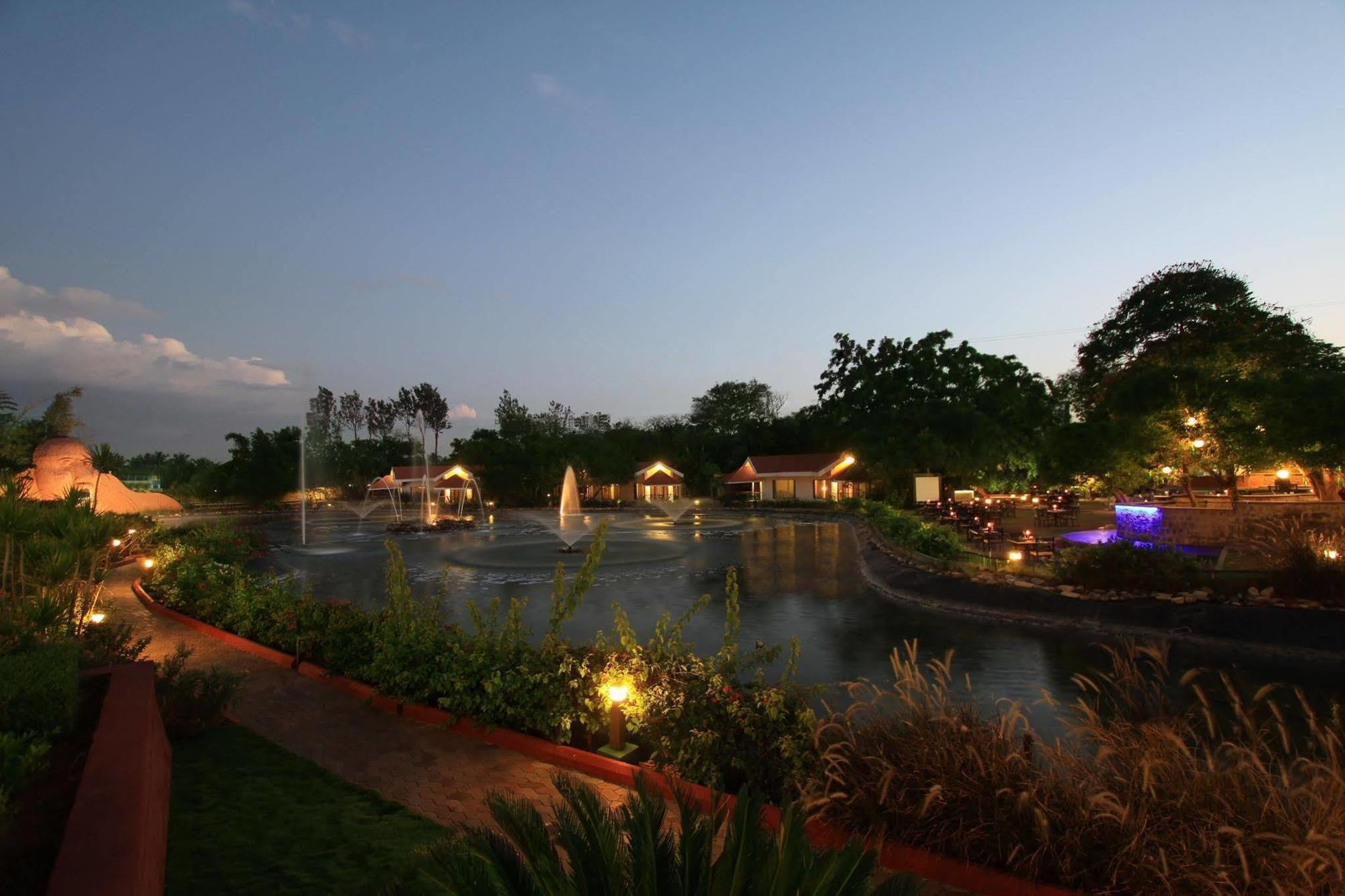 Silent Shores Resort & Spa Mysore Εξωτερικό φωτογραφία